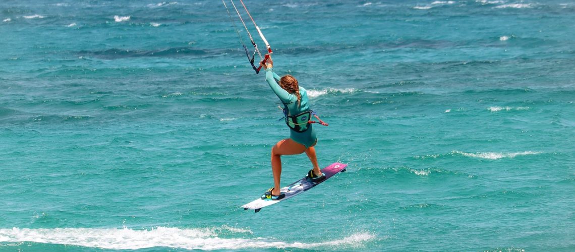 kite-surfing-7244337_1280